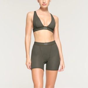 SKIMS - Bralette & Brief Set